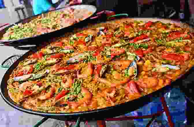 Paella Unbelievable Pictures And Facts About Spain